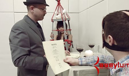 섹시한 크기 5 피트 내 캐릭터가 엉망이 될 것입니다 이 하드 포르노 세계